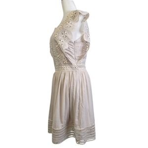 Molly Bracken Premium lace knee length dress